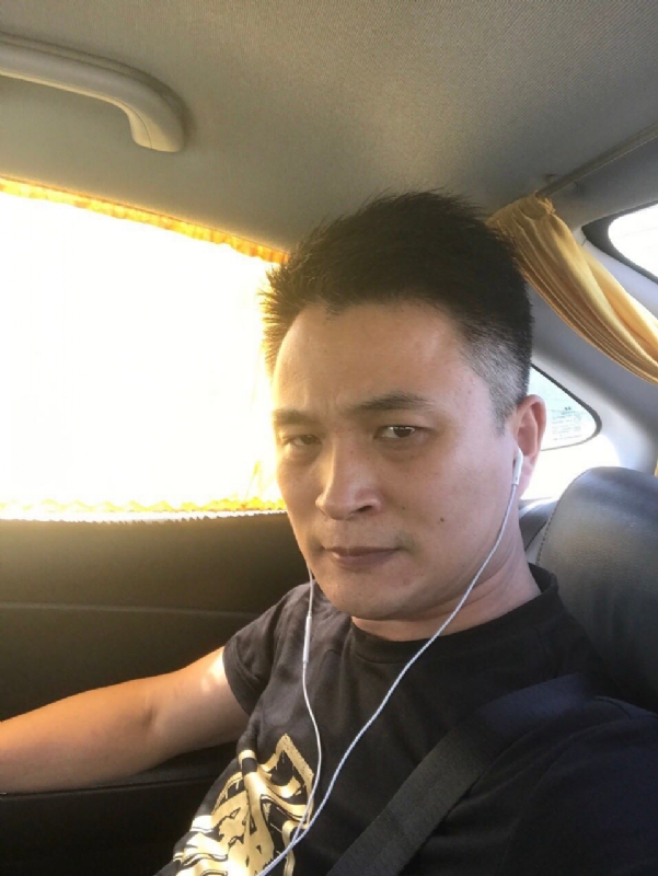 罗的第二张照片--连城征婚网