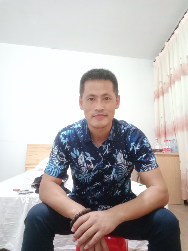 风雨夜归人的第二张照片--连城征婚网