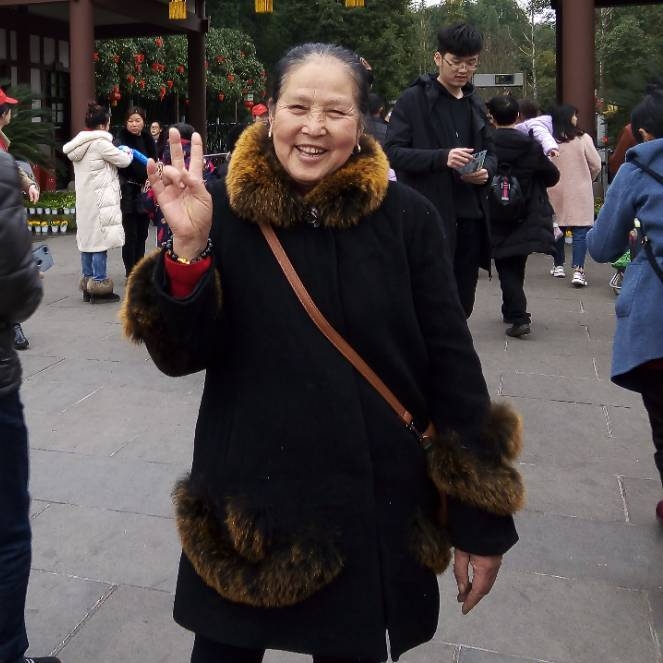 刘刘的第一张照片--连城征婚网
