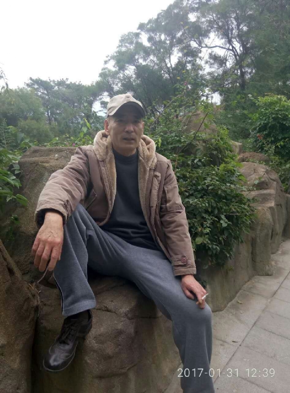 热腾腾的第一张照片--连城征婚网