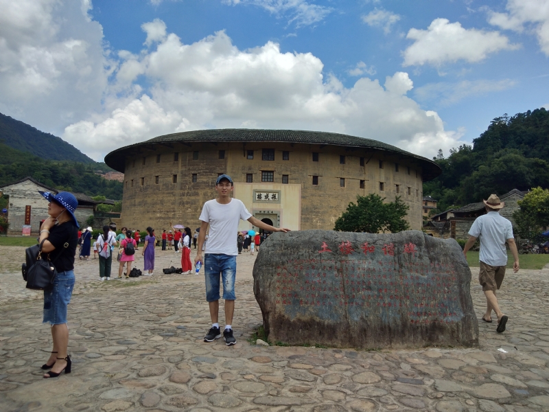 晴天的第一张照片--连城征婚网