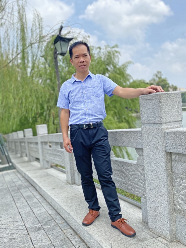 奇峰向阳的第一张照片--连城征婚网