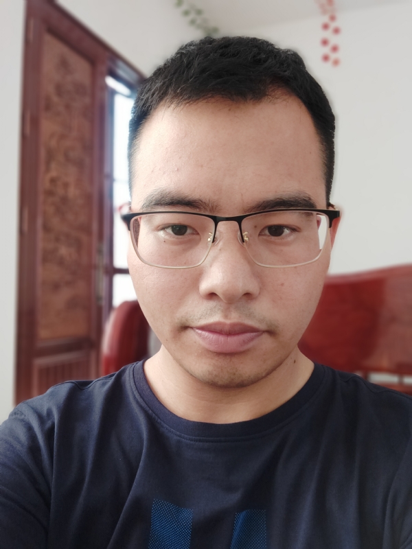 倚月飘衣的第一张照片--连城征婚网