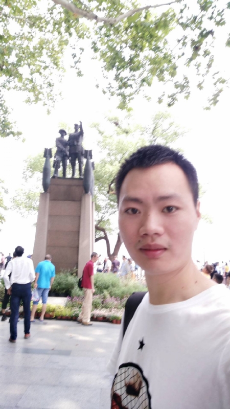 志东的第三张照片--连城征婚网