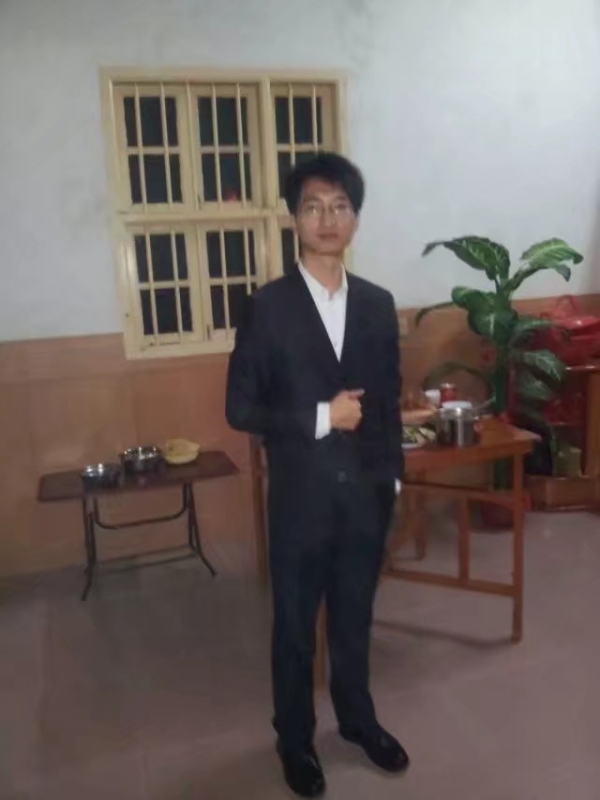 潇湘剑雨的第一张照片--连城征婚网
