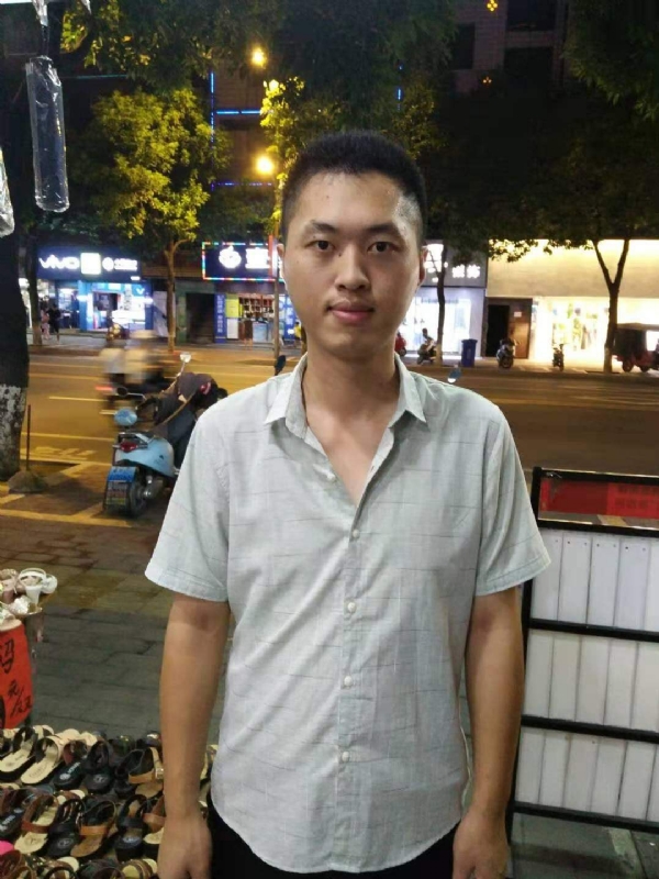 单身的雄鹰的第一张照片--连城征婚网