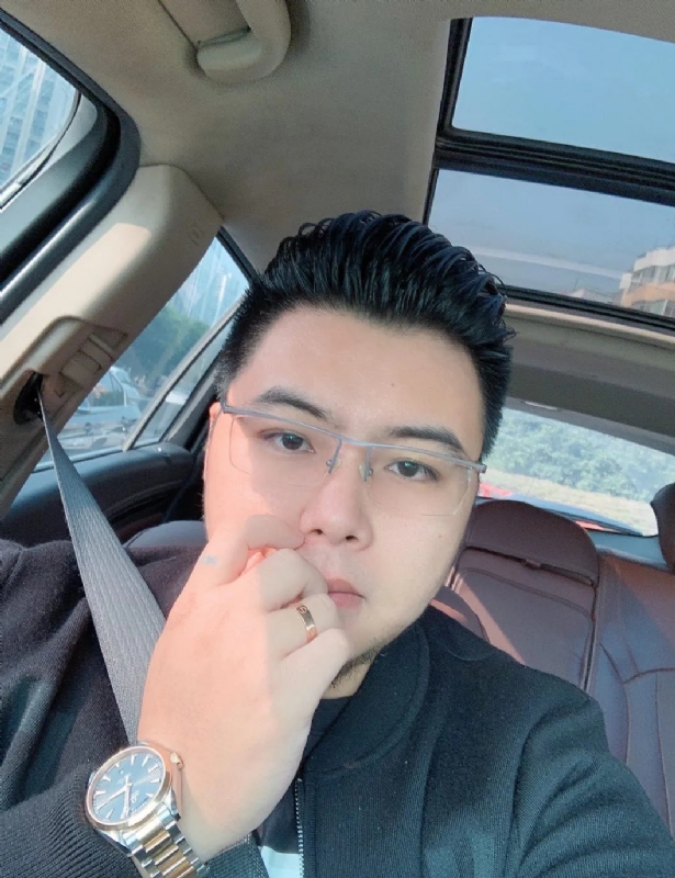 把苹果咬哭的第一张照片--连城征婚网