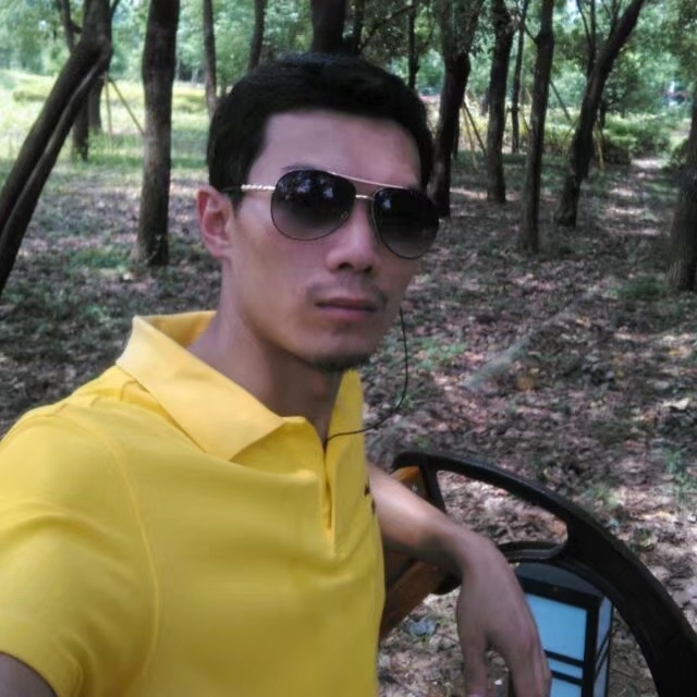 错把真心喂了狗的第二张照片--连城征婚网