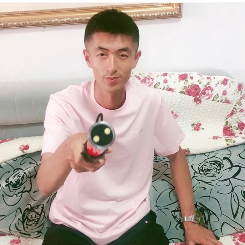 转身留下孤独的她的第一张照片--连城征婚网