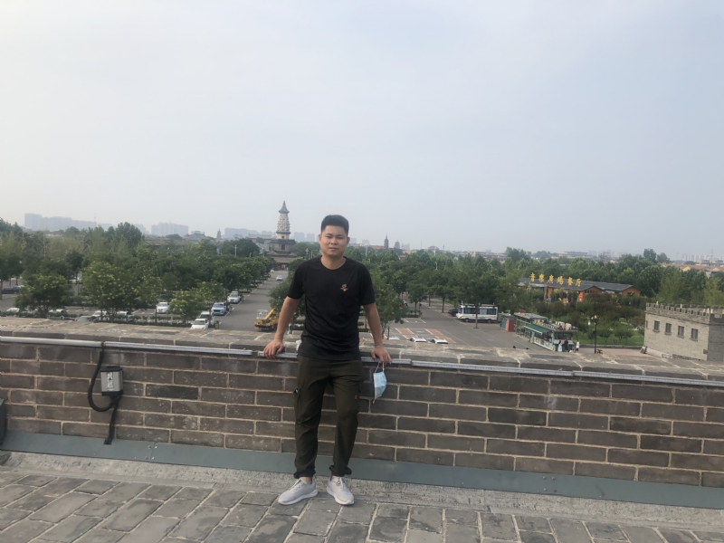 123.向左向右的第一张照片--连城征婚网