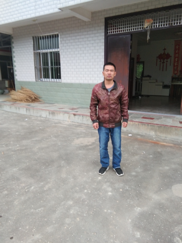 阿泉的第一张照片--连城征婚网