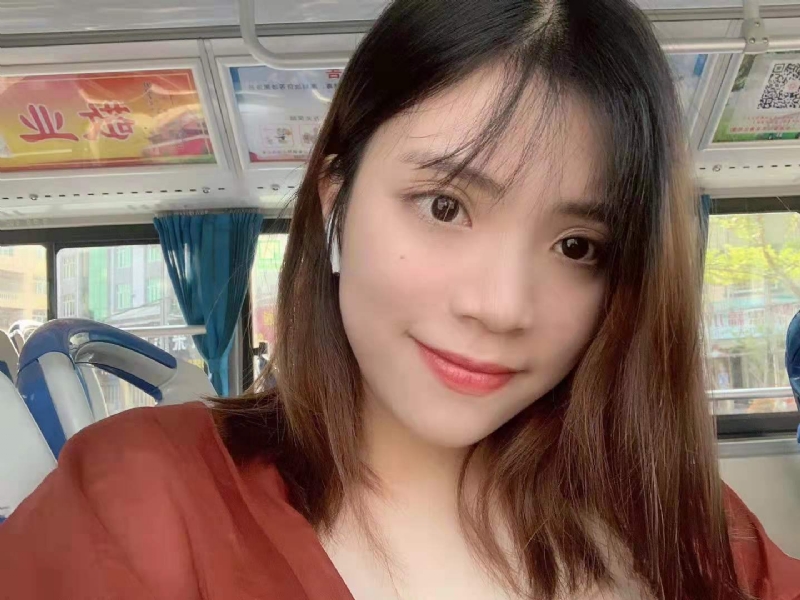 小眼睛的第一张照片--连城征婚网