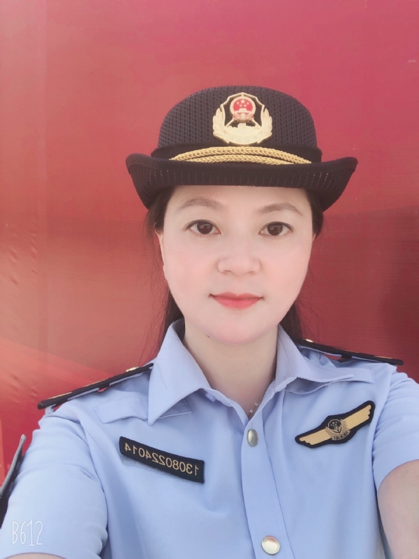 明明的第一张照片--连城征婚网