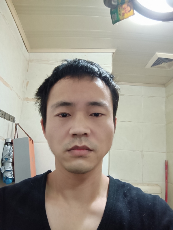 守望天空的第一张照片--连城征婚网