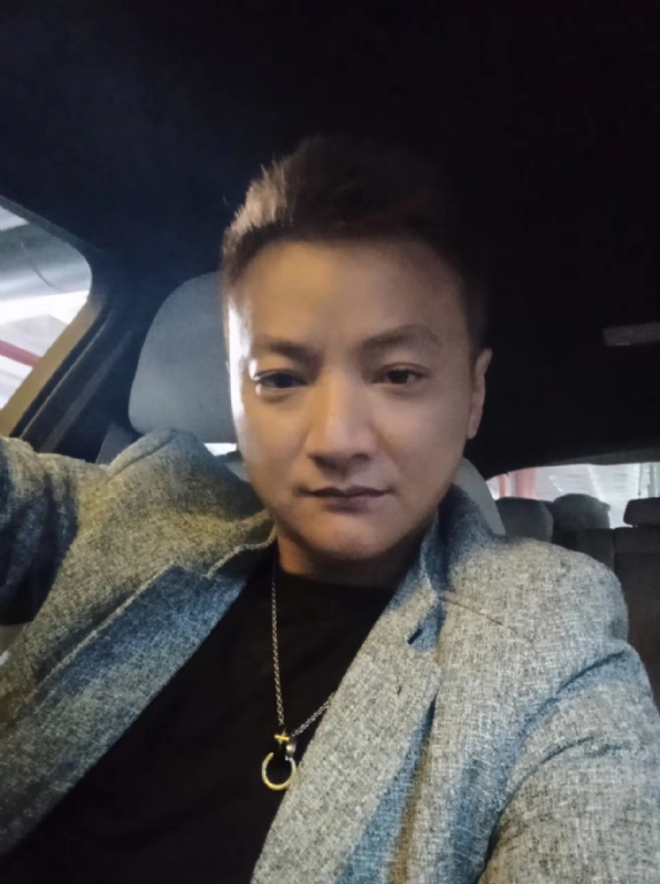 夜、有雨敲窗的第三张照片--连城征婚网