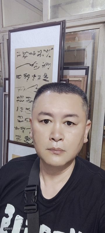 永恒的瞬间的第一张照片--连城征婚网