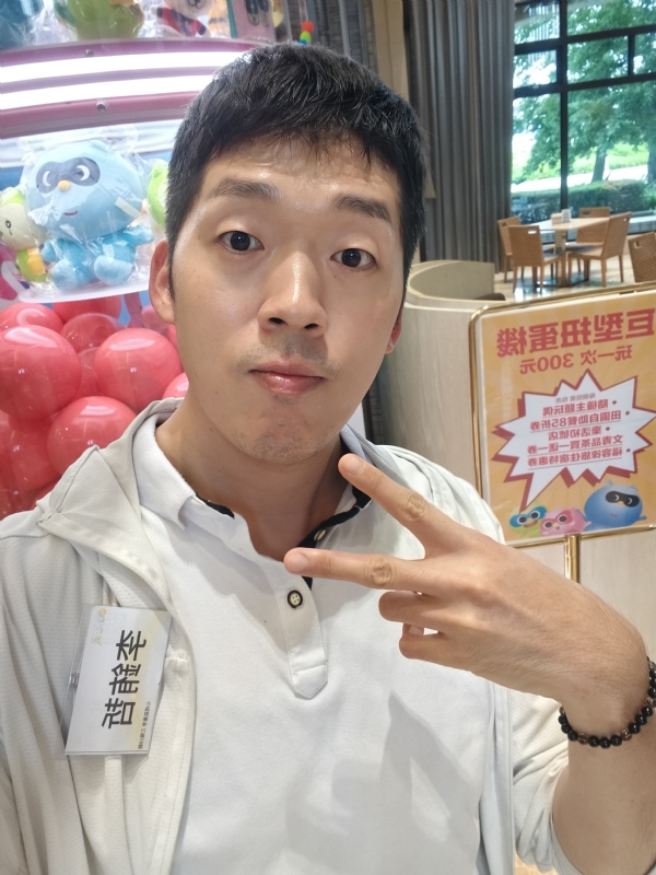 銪哲的第一张照片--连城征婚网